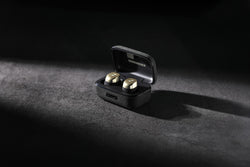 MOMENTUM True Wireless 4 with Bonus BTD 700