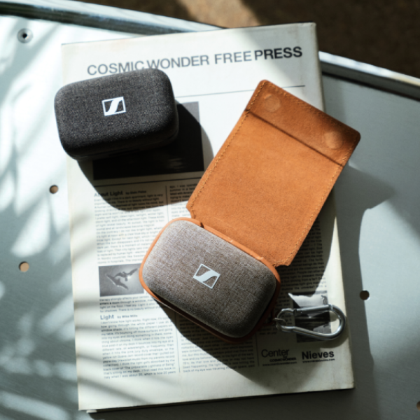 MTW3 Leather Carrying Case