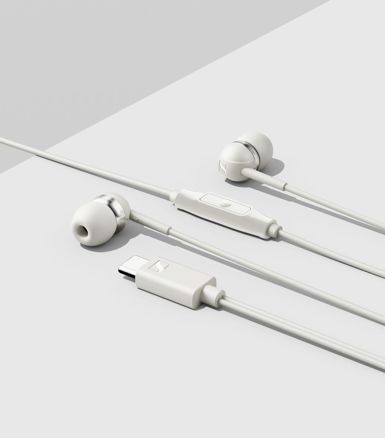 白色 CX 80U 桌上型電腦